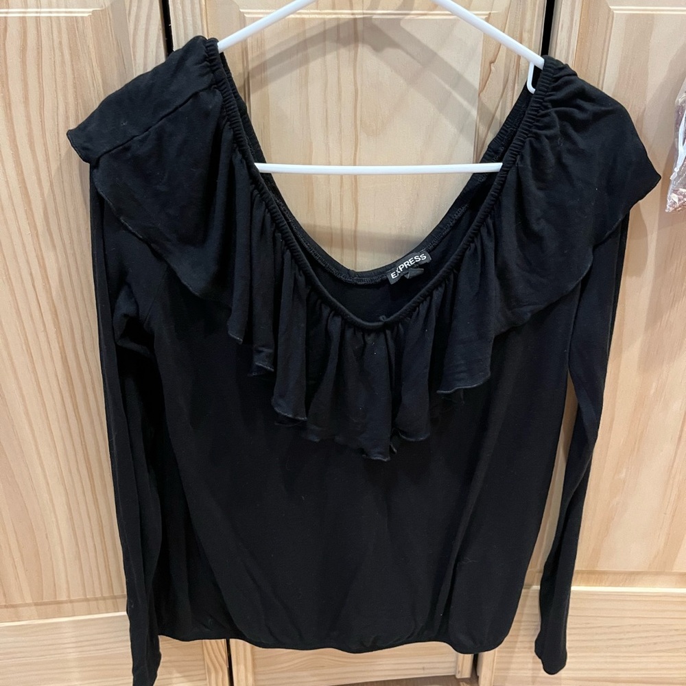 Black express top